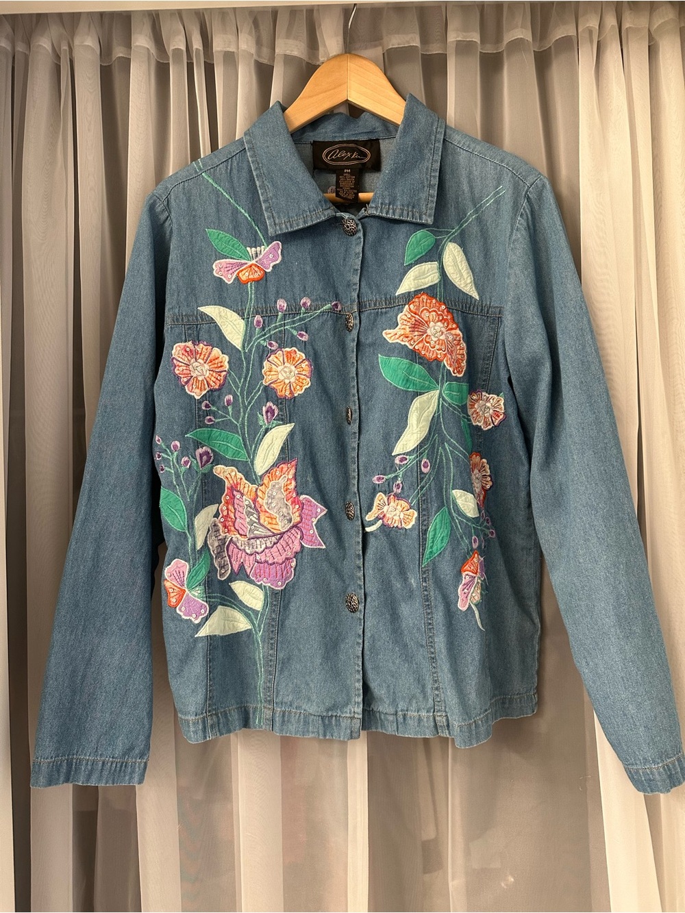 Alex Kim vtg Embroidered Denim button up